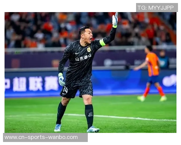 王大雷感谢球迷雨中支持并祝双节快乐展现球队团结精神 王大雷感谢球迷雨中支持并祝双节快乐展现球队团结精神