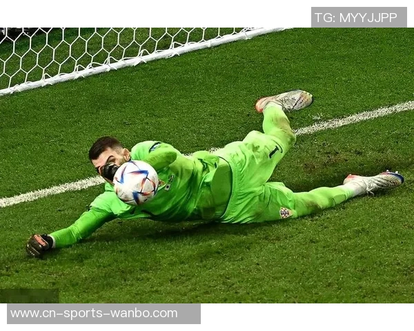 里尔门将单场三次扑救点球回忆瞬间向女友承诺不失球